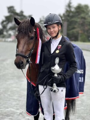 Hugur frá Þúfum and Lisa Björnstad Norwegian champions in five-gait teenageclass